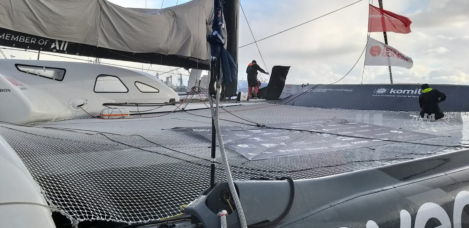 Catamaran Cetus Bow Trampoline