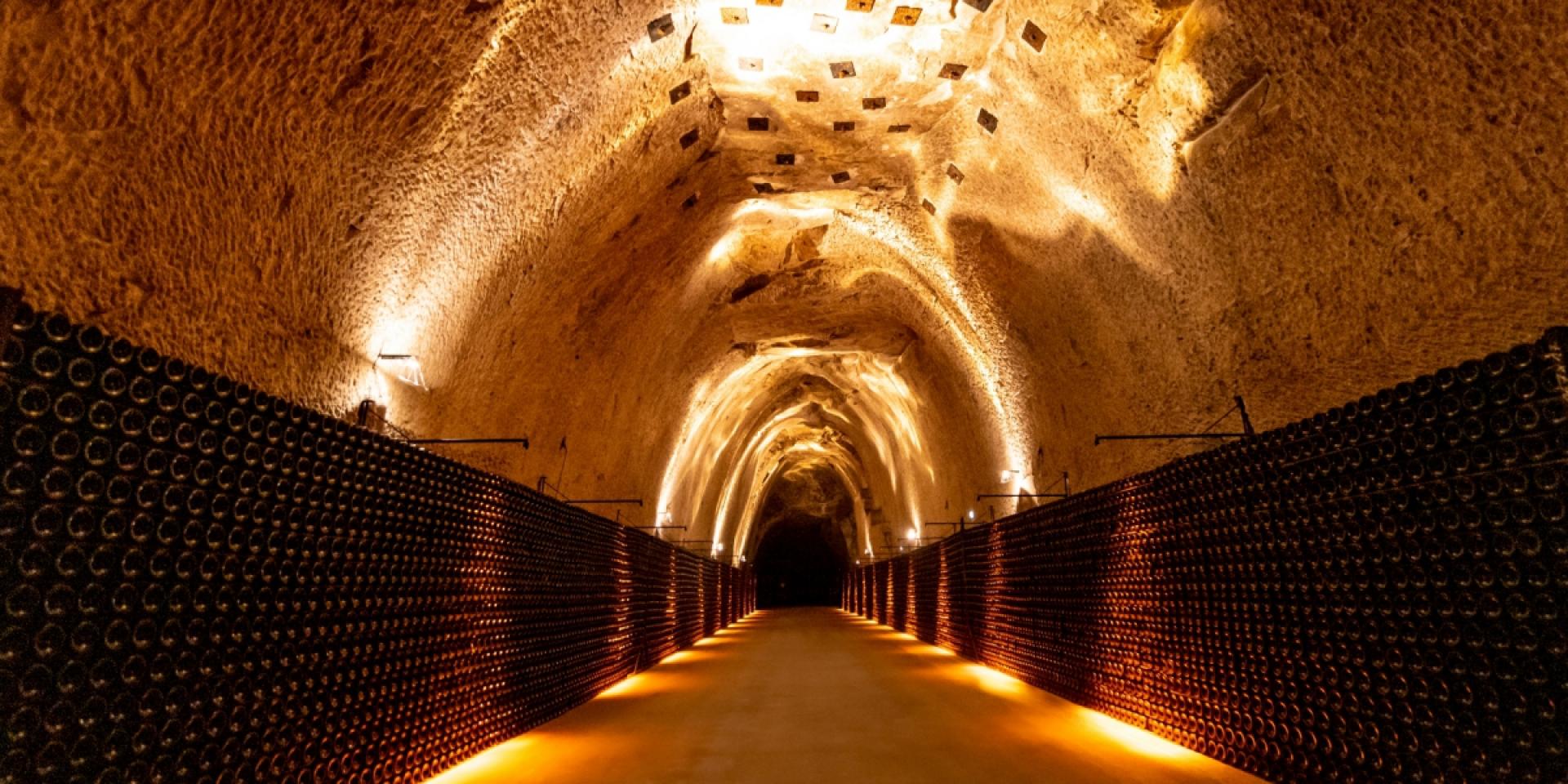 Wine Tour From Paris to Reims