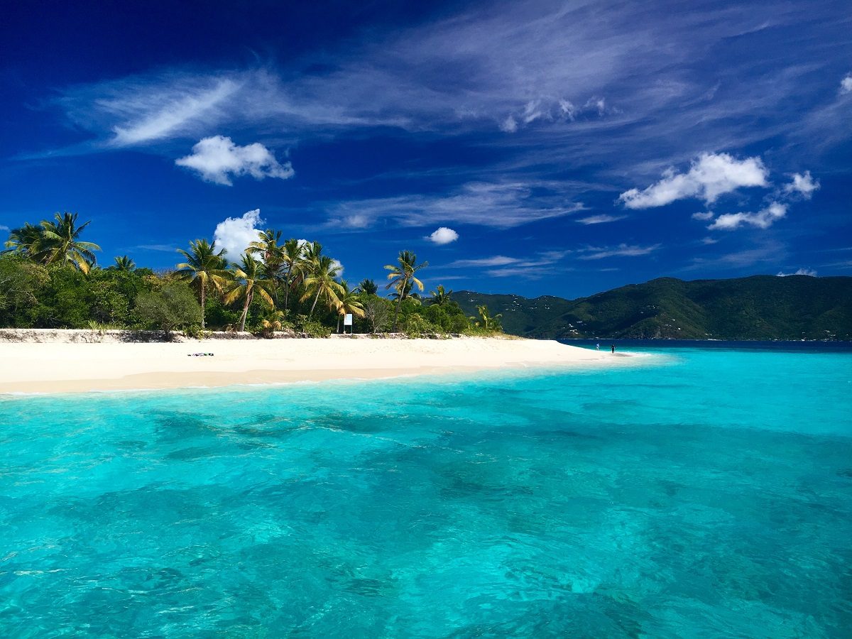Sandy Cay Beach