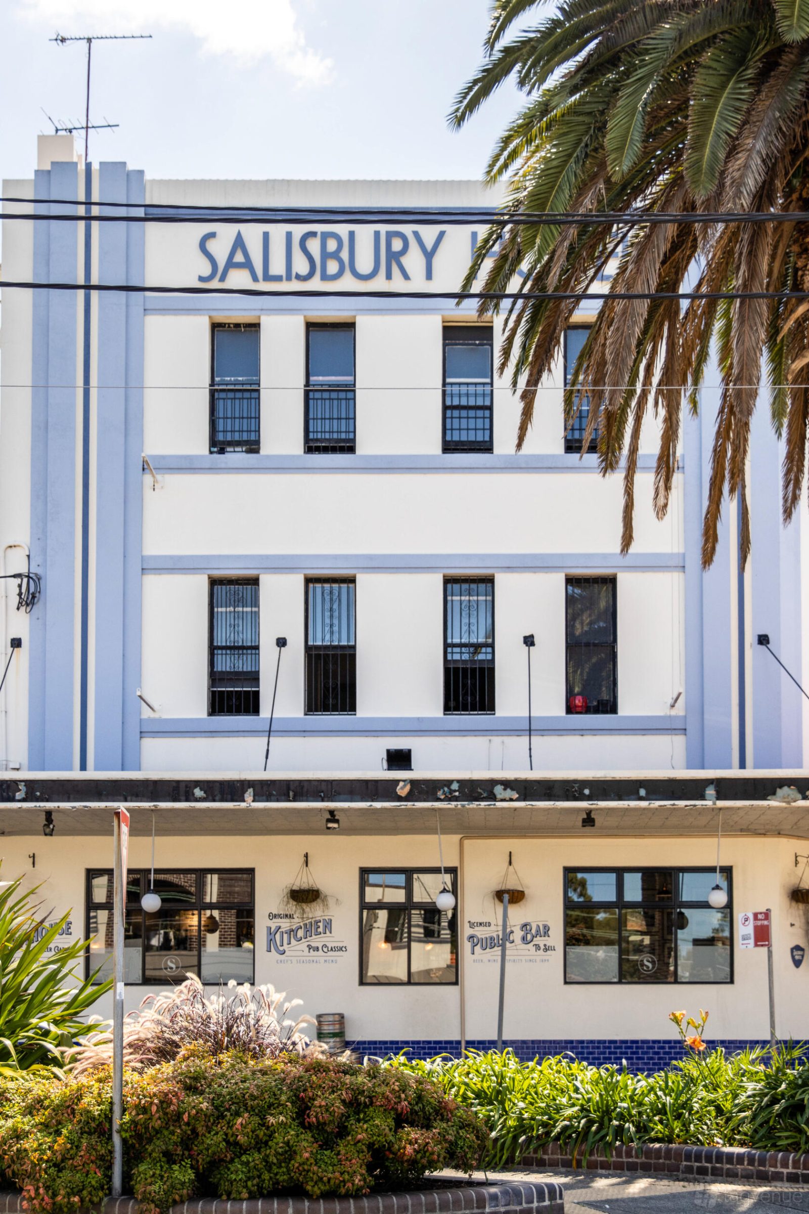Salisbury Hotels