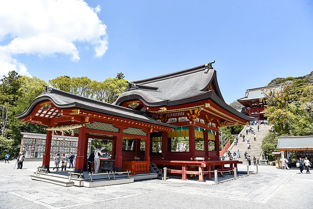 Maiden (Lower Worship Hall)