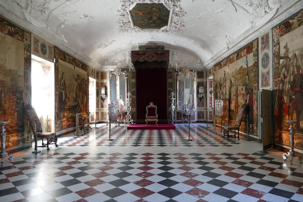 Knight's Hall