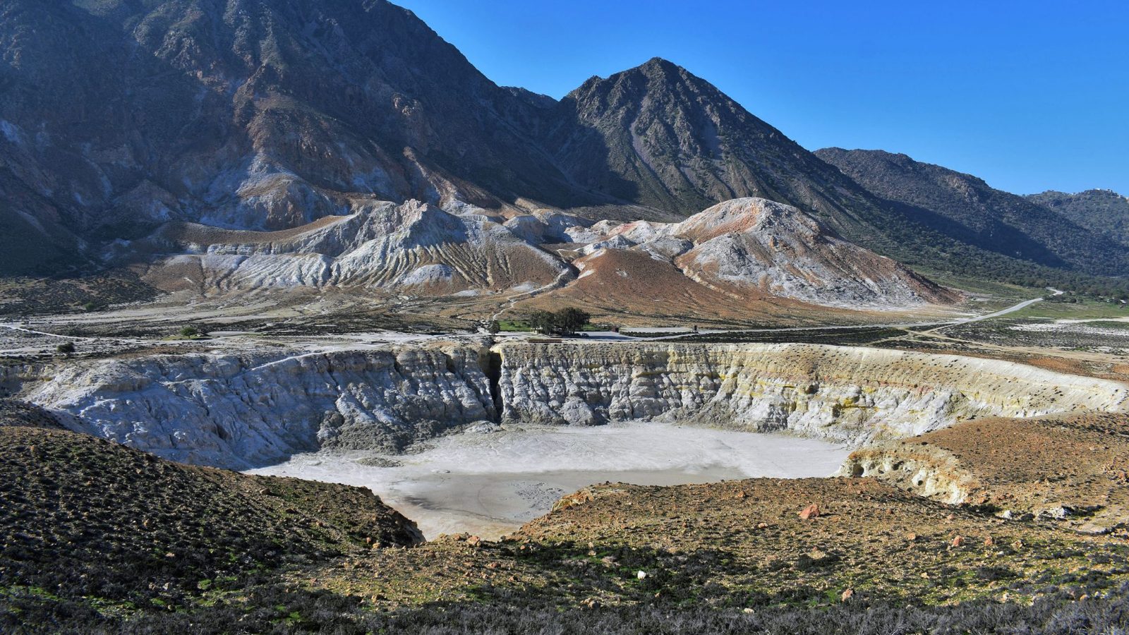 Stefanos Crater Rim Trail