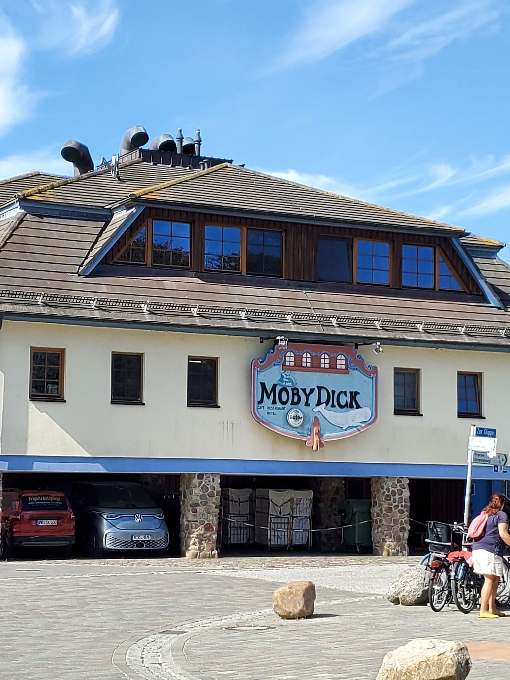 Moby Dick Café