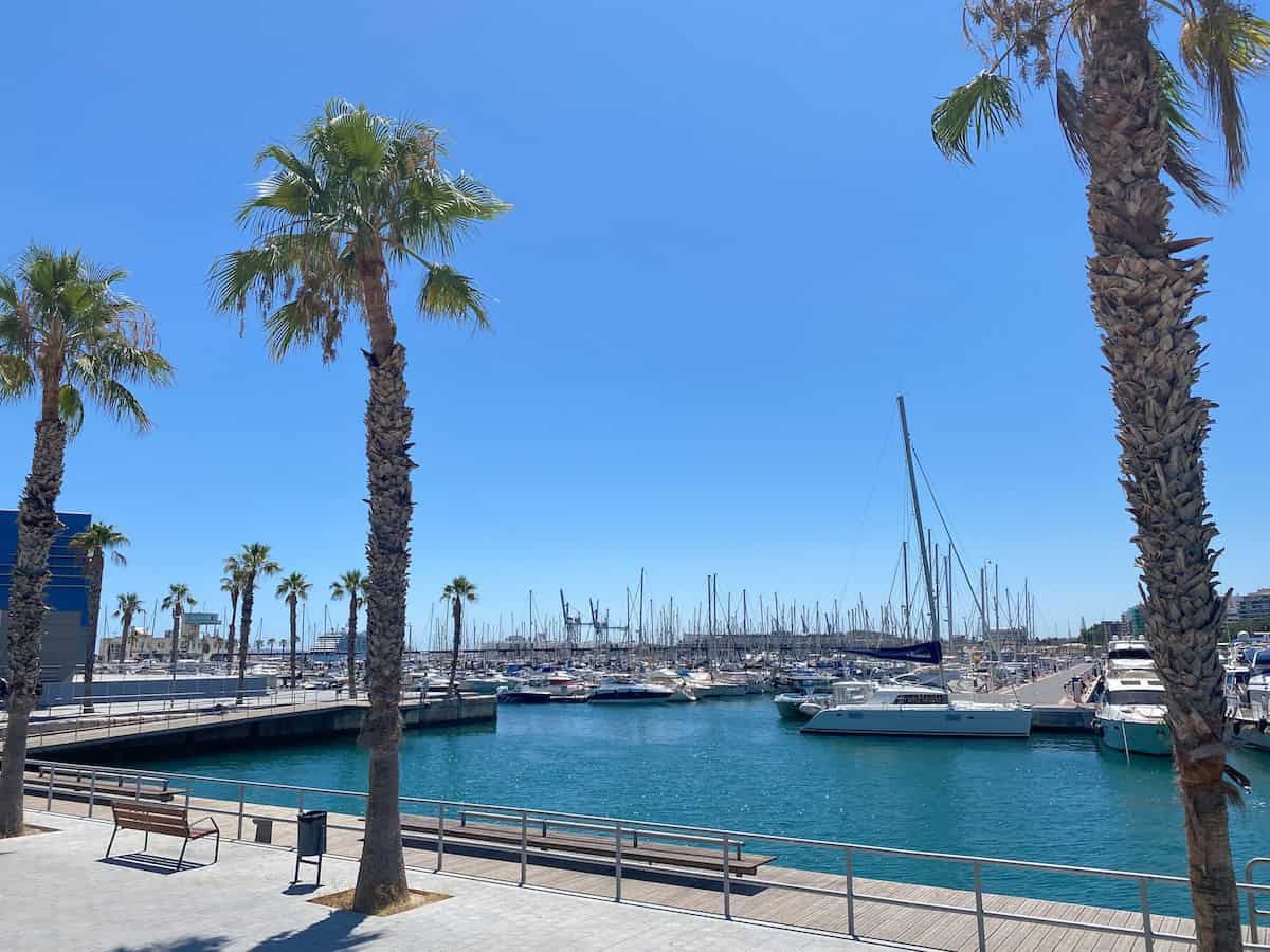 Puerto de Alicante Pier