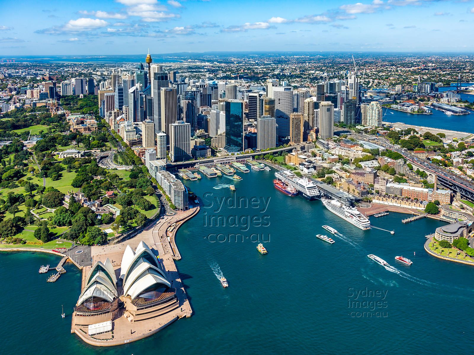 Circular Quay Corridor