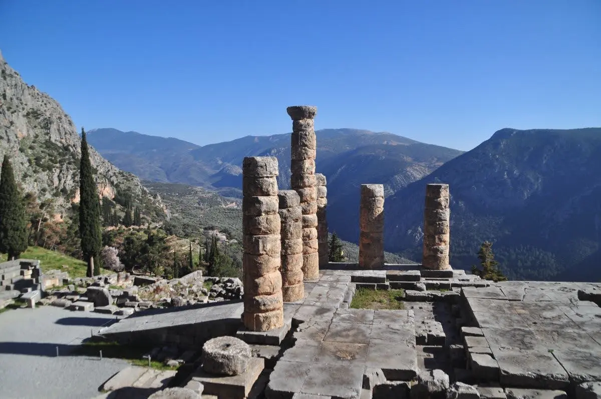 Delphi Private Day Tour From Athens