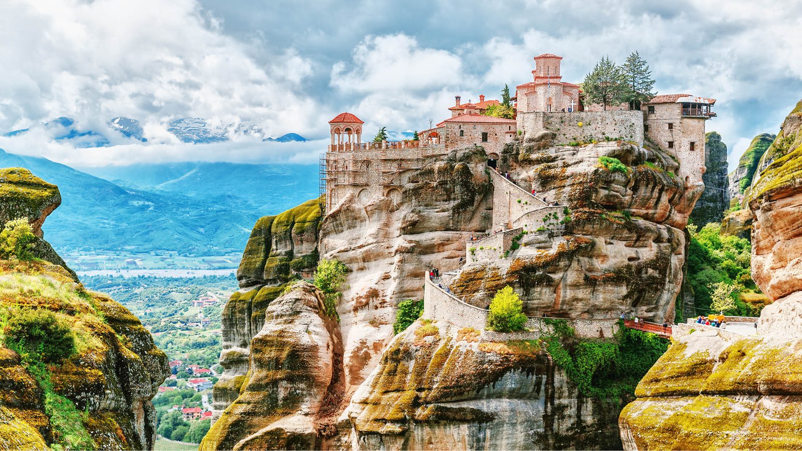 Tour From Athens to Delphi and Meteora