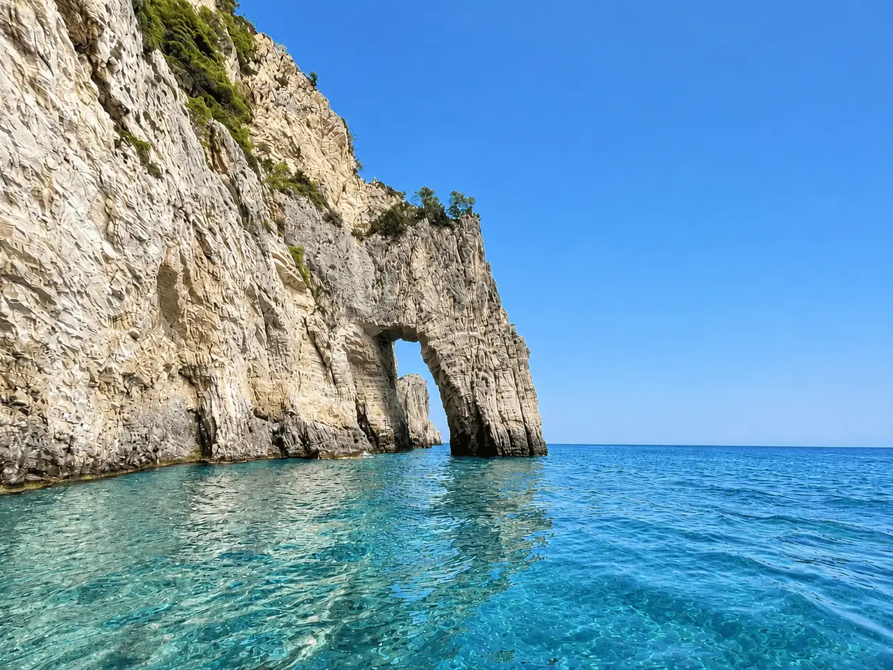 Keri Caves Arch
