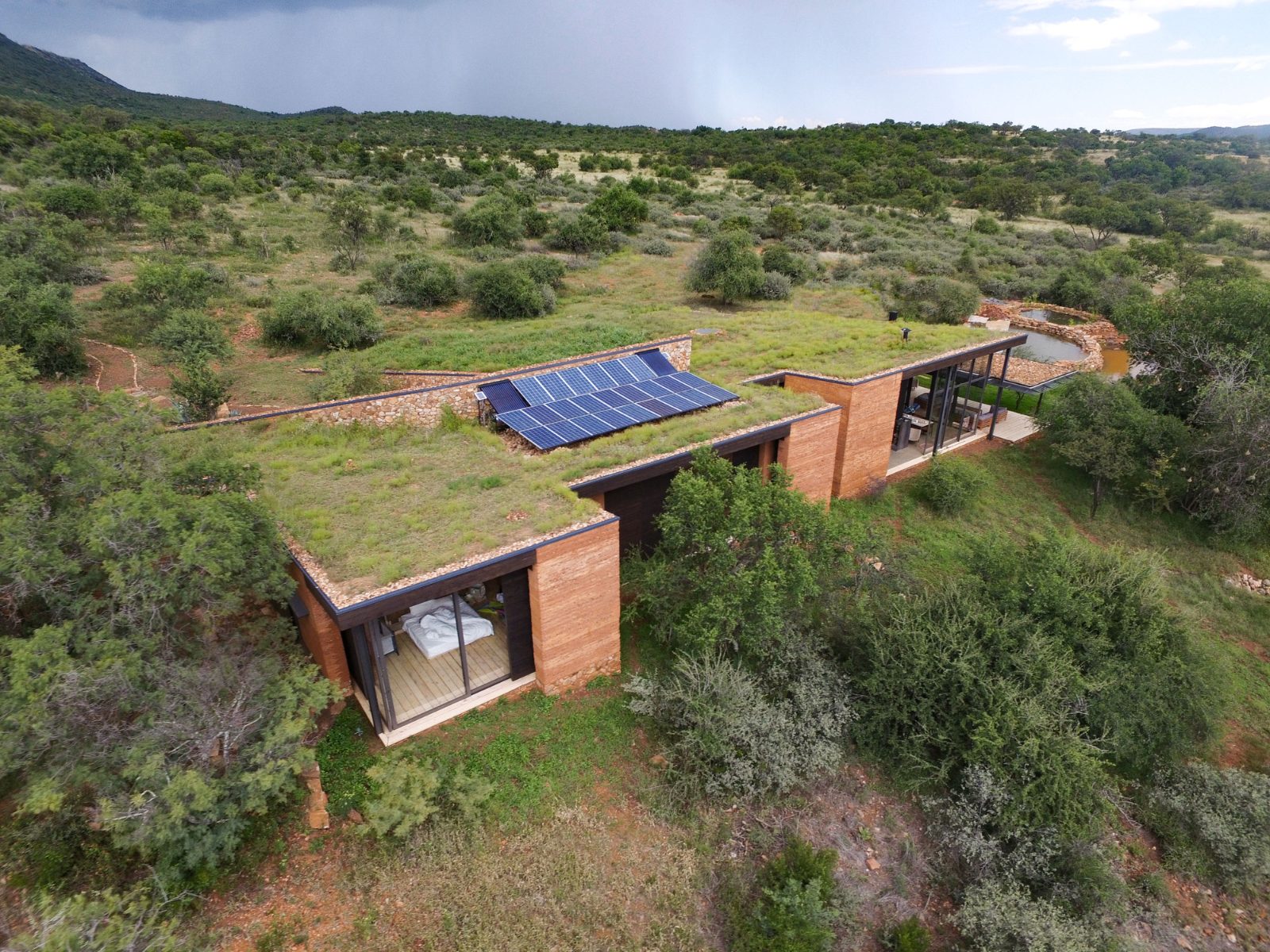 White Desert Eco-Lodge
