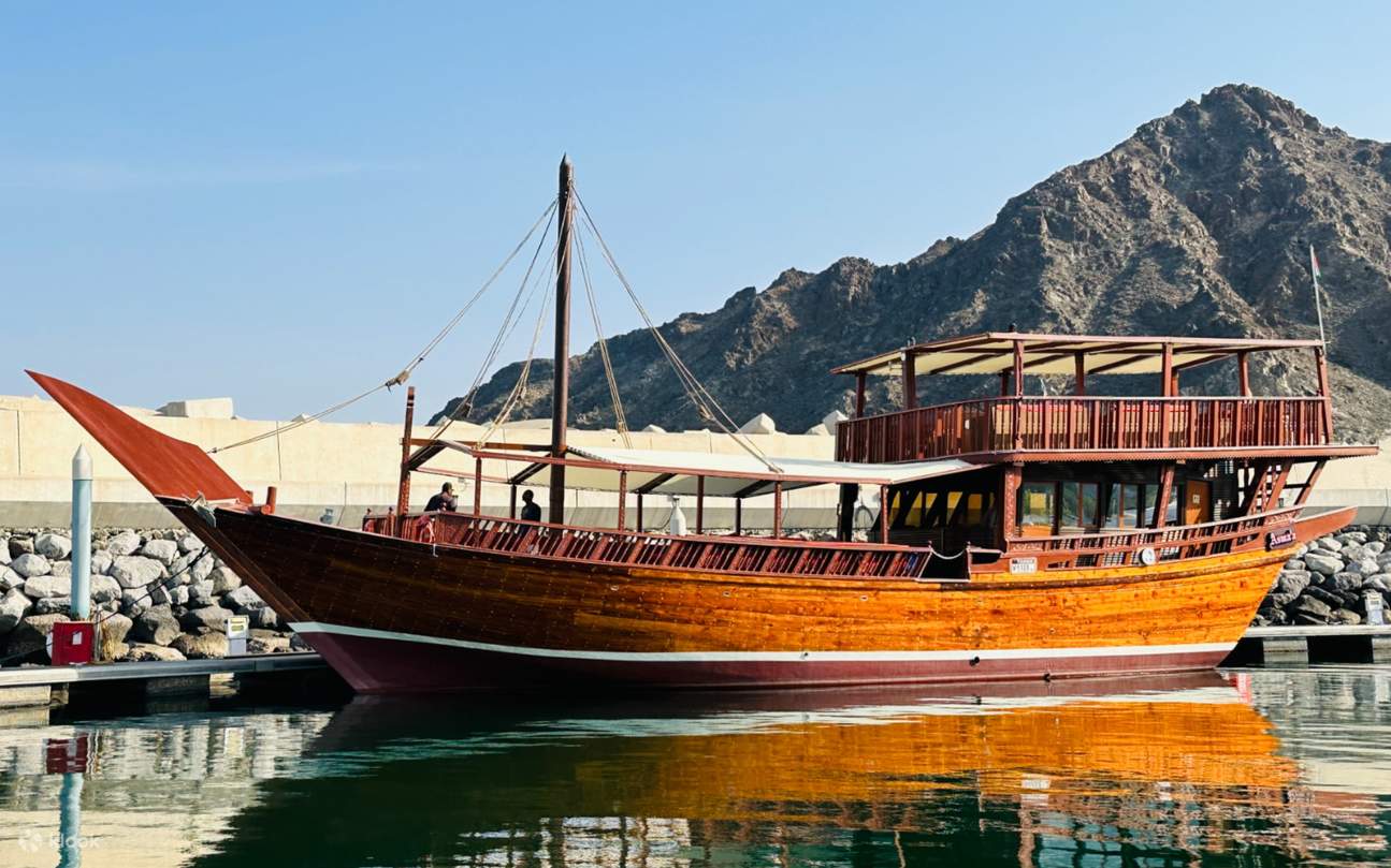 Dhow Bow Seating
