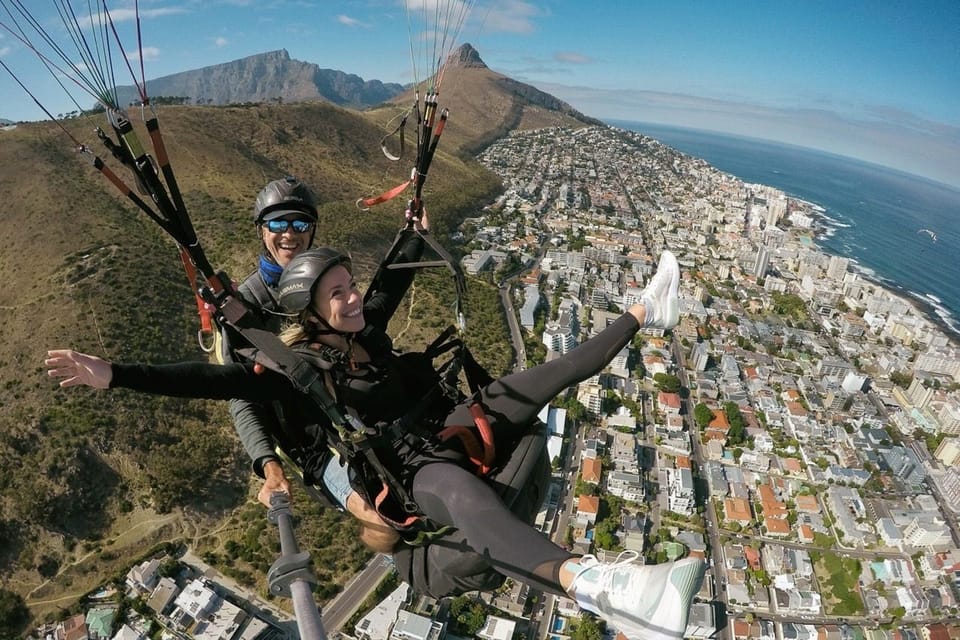 Paragliding From Signal Hill