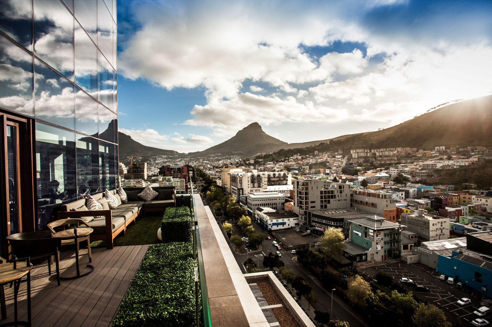 Signal Hill Lodge