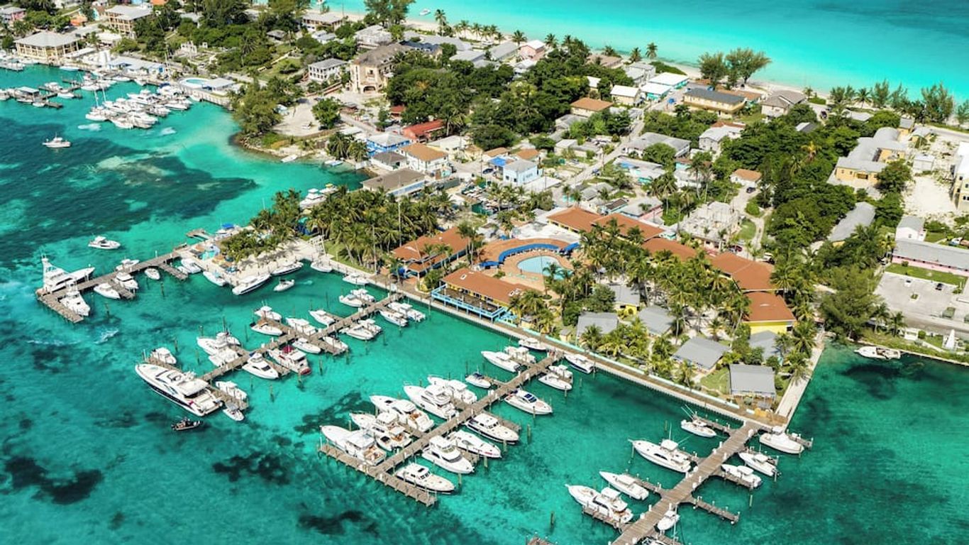 Alice Town Waterfront