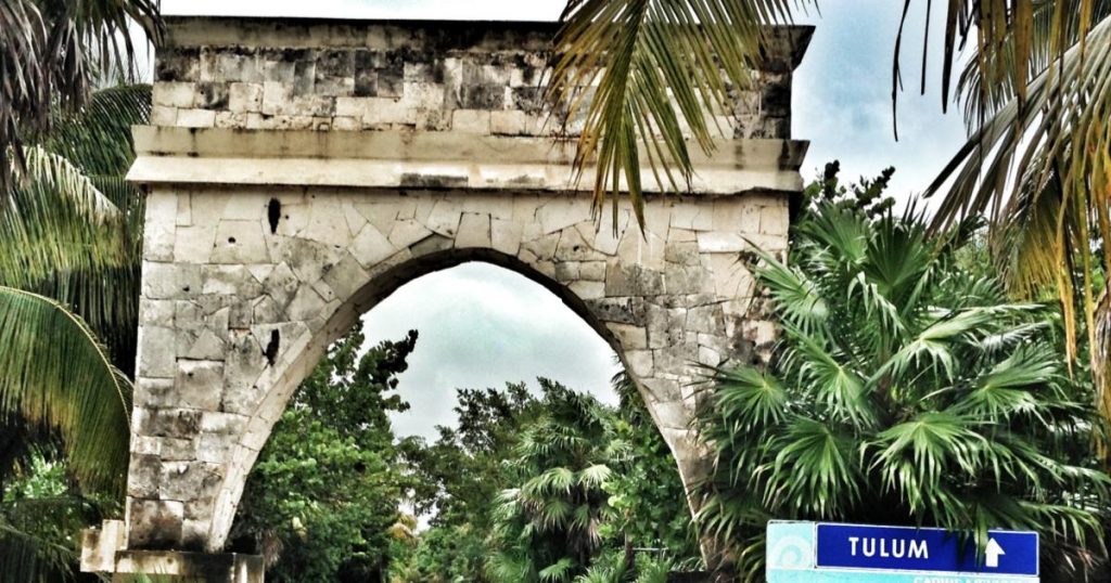Arco Maya