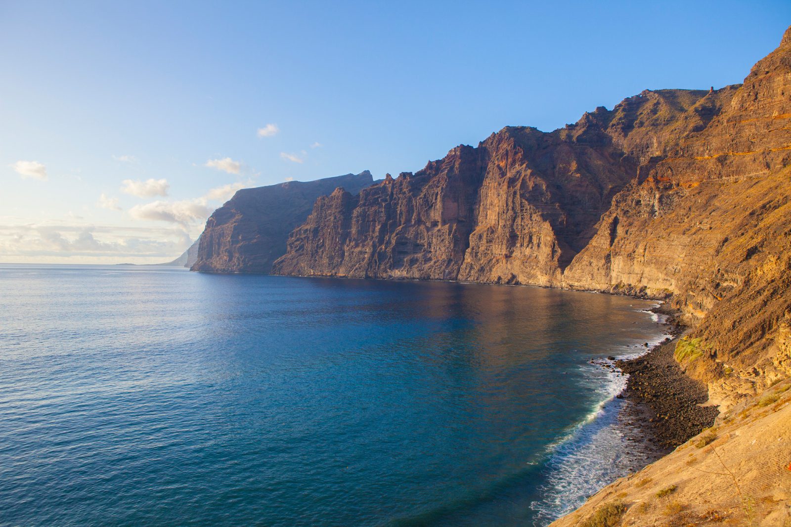 Acantilados de Los Gigantes (Sea View)
