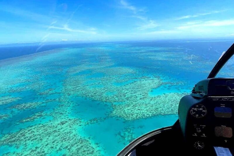 Outer Edges of the Great Barrier Reef Scenic Flight