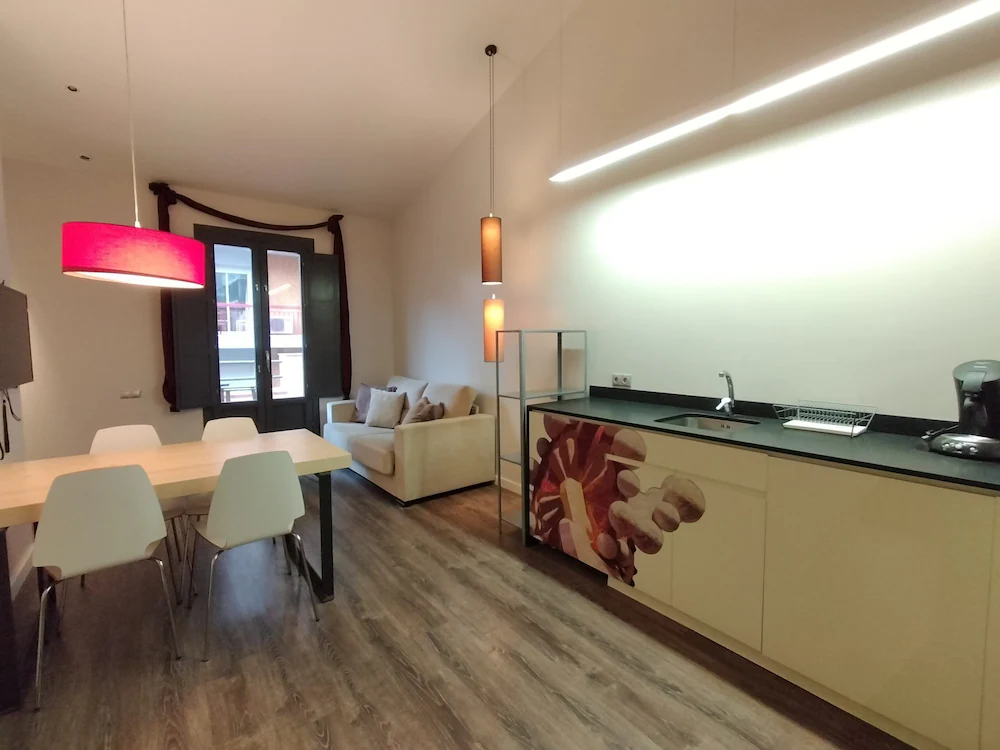 Apartments Montserrat