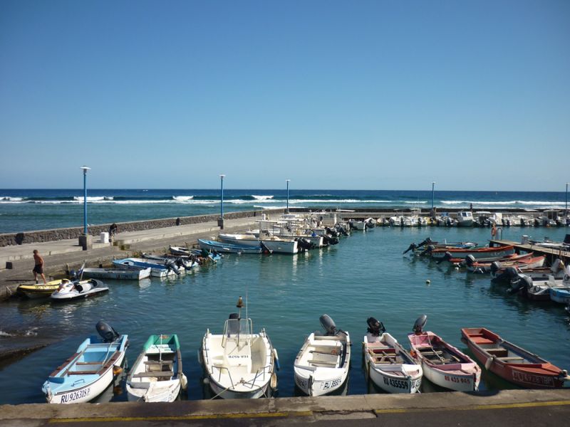 Saint-Leu Port Jetty
