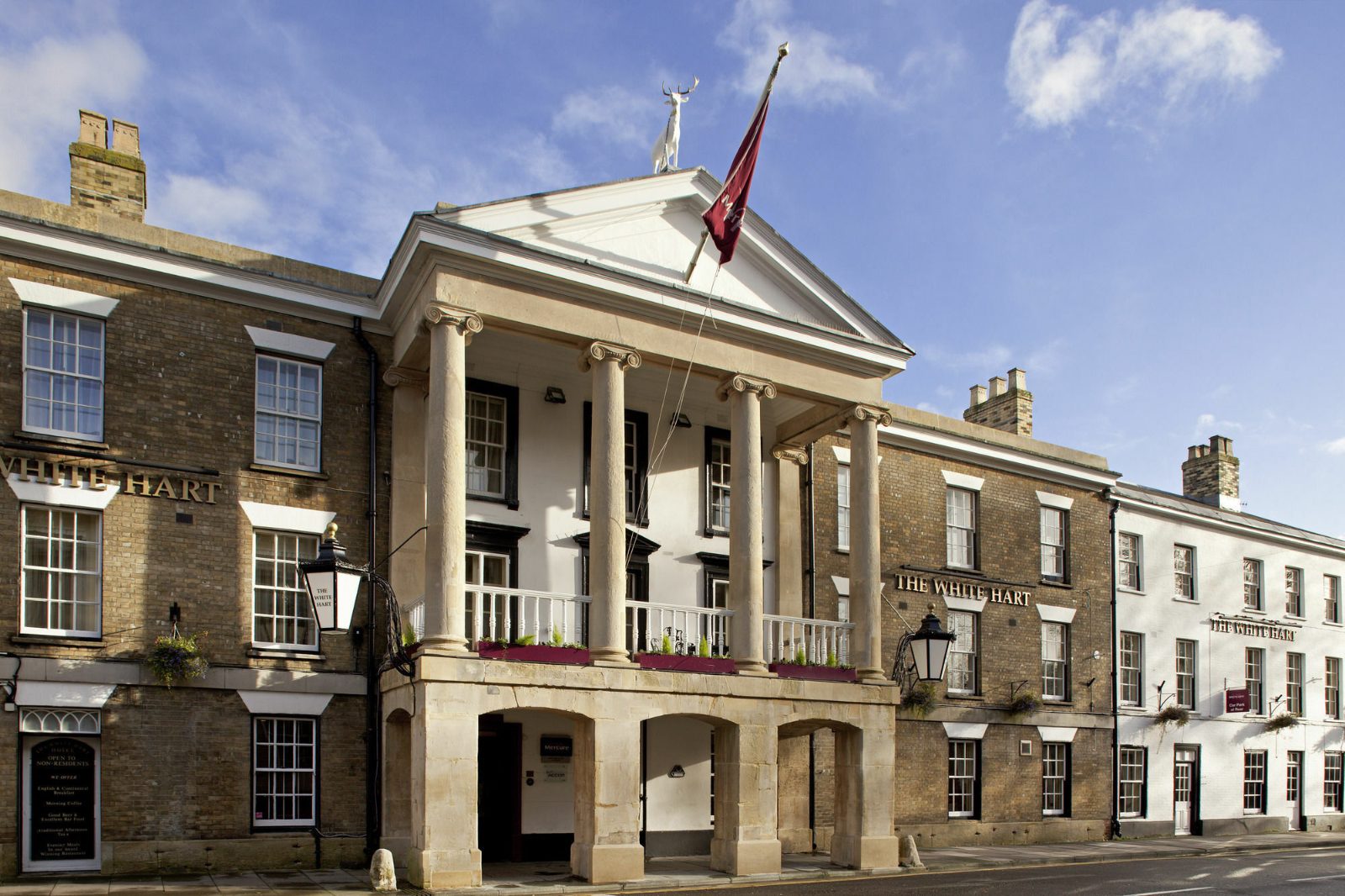 Salisbury Hotels