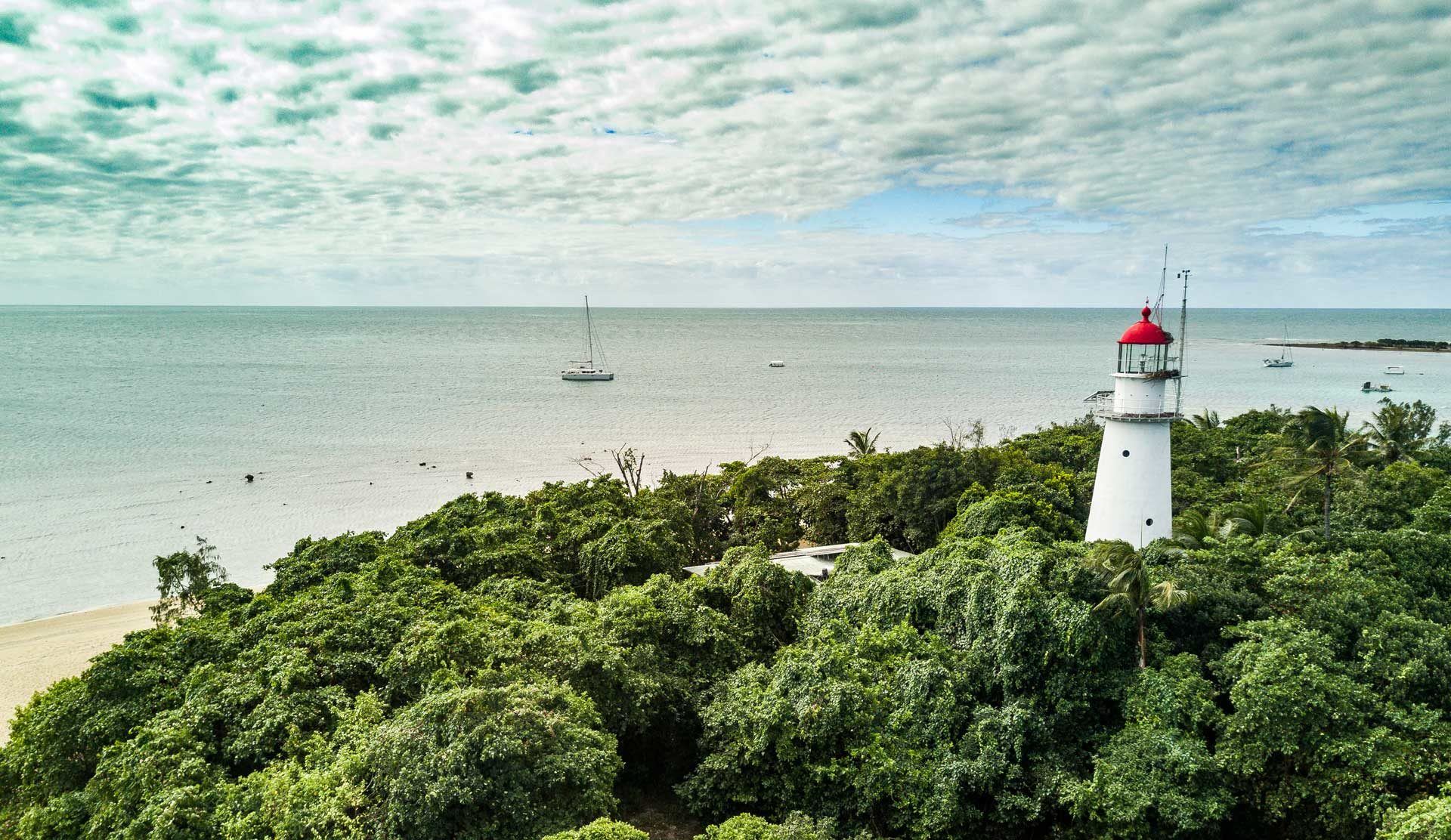 Low Isles Lighthouse Gallery