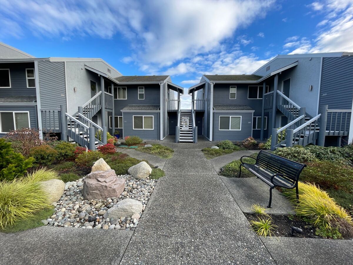 Check-in at Skyline Marina Suite 203