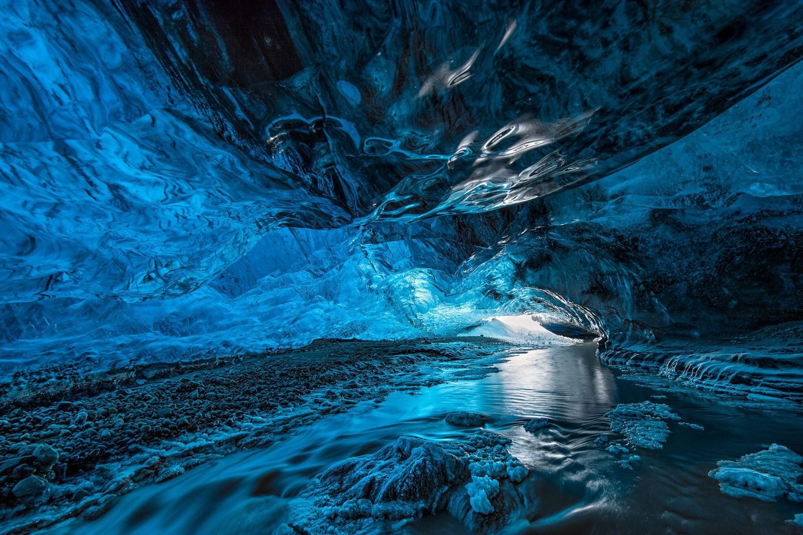 Blue Ice Chamber