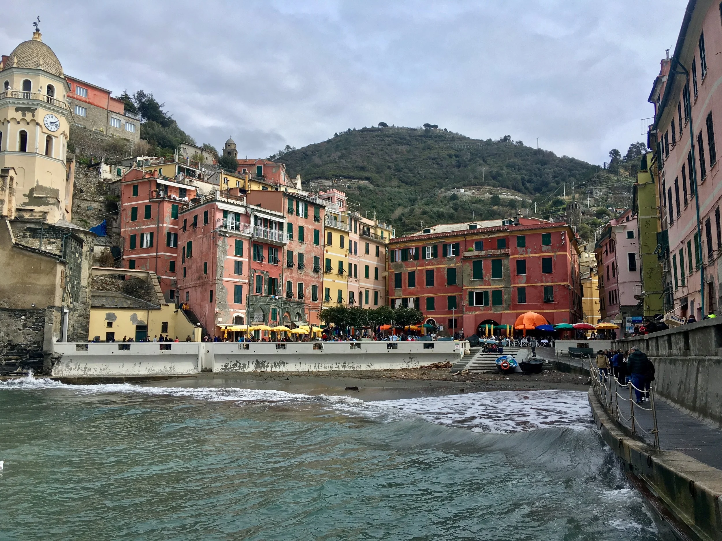 Vernazza Harbor Square