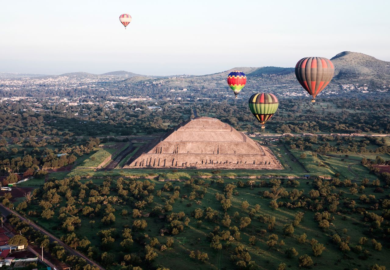 Hot Air Balloon Cdmx Pyramids