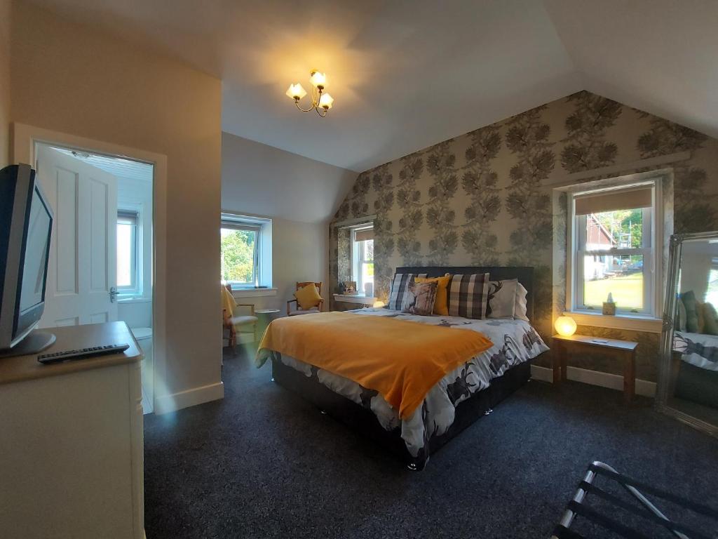 Inverness Hotels