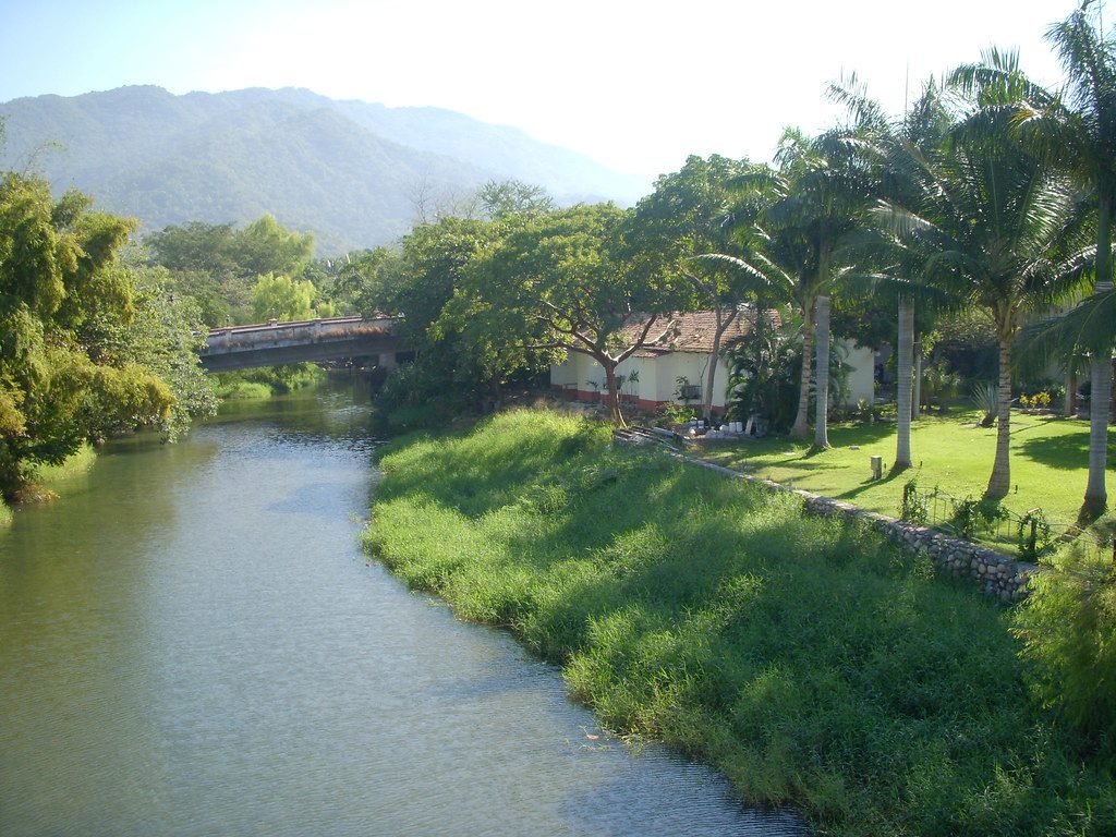 Cuale River Riverbank