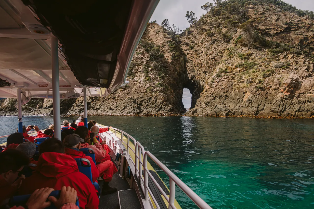 Tasman Peninsula Cruise