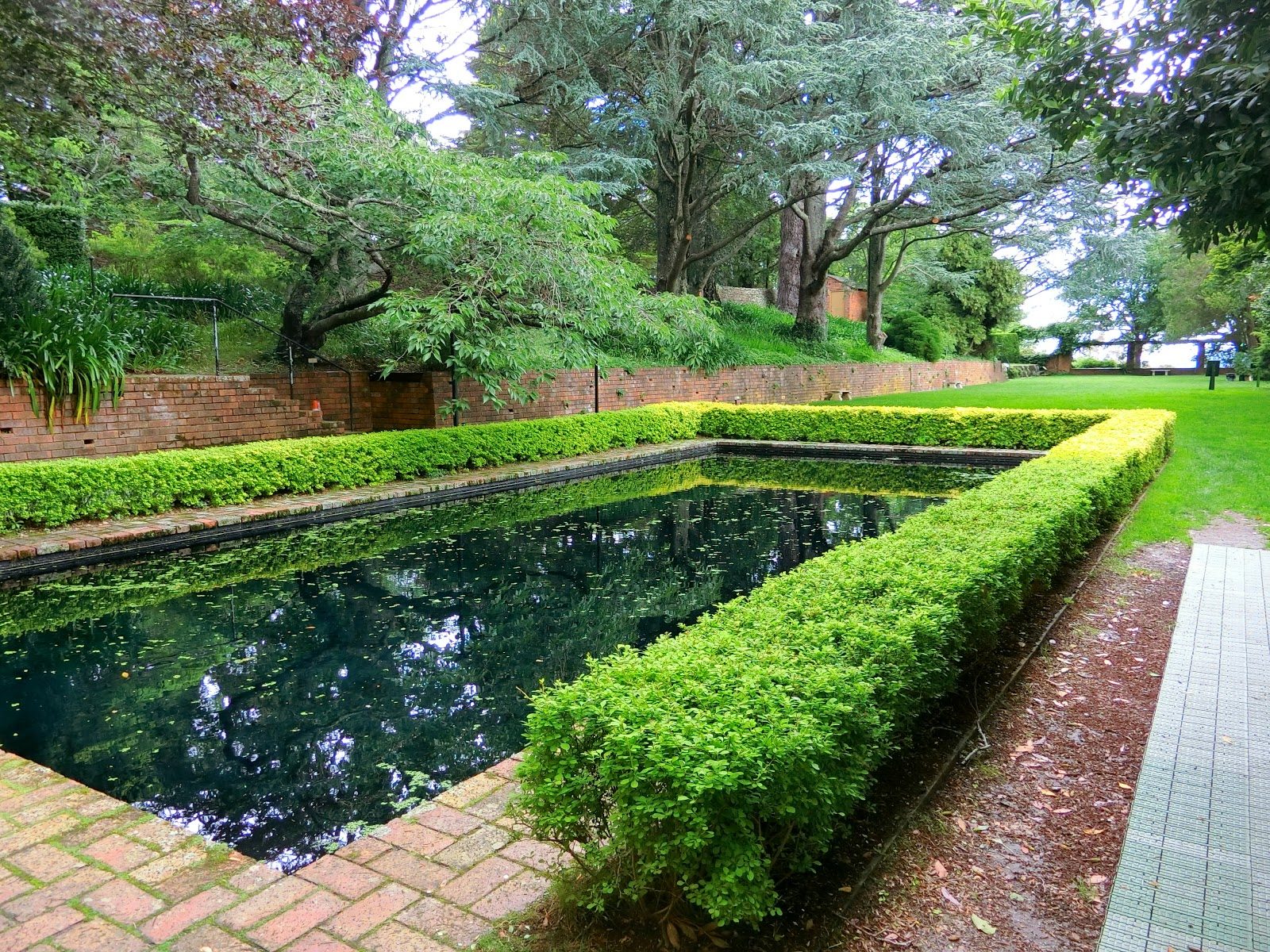 Everglades Garden