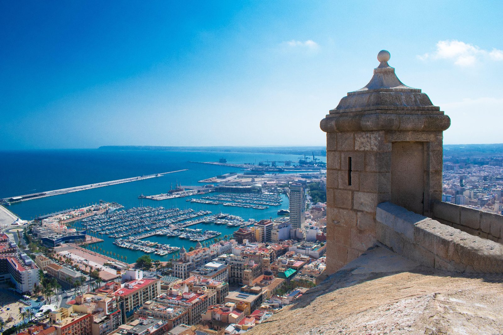 The port area is surrounded by high-quality dining and entertainment venues.
