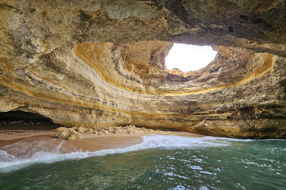 Cueva del Suizo entrance