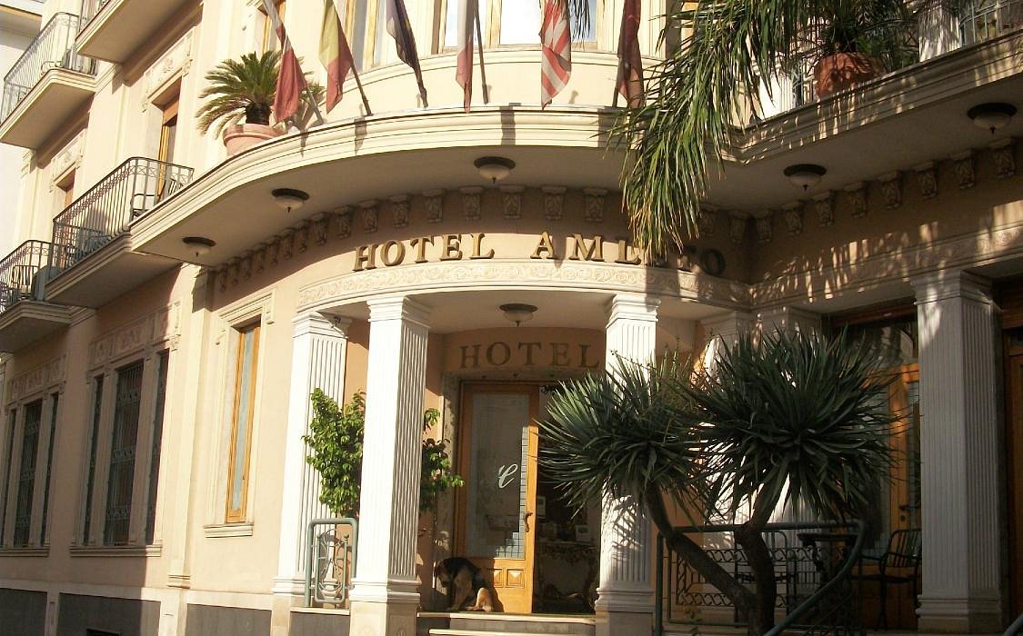 Amleto Hotel