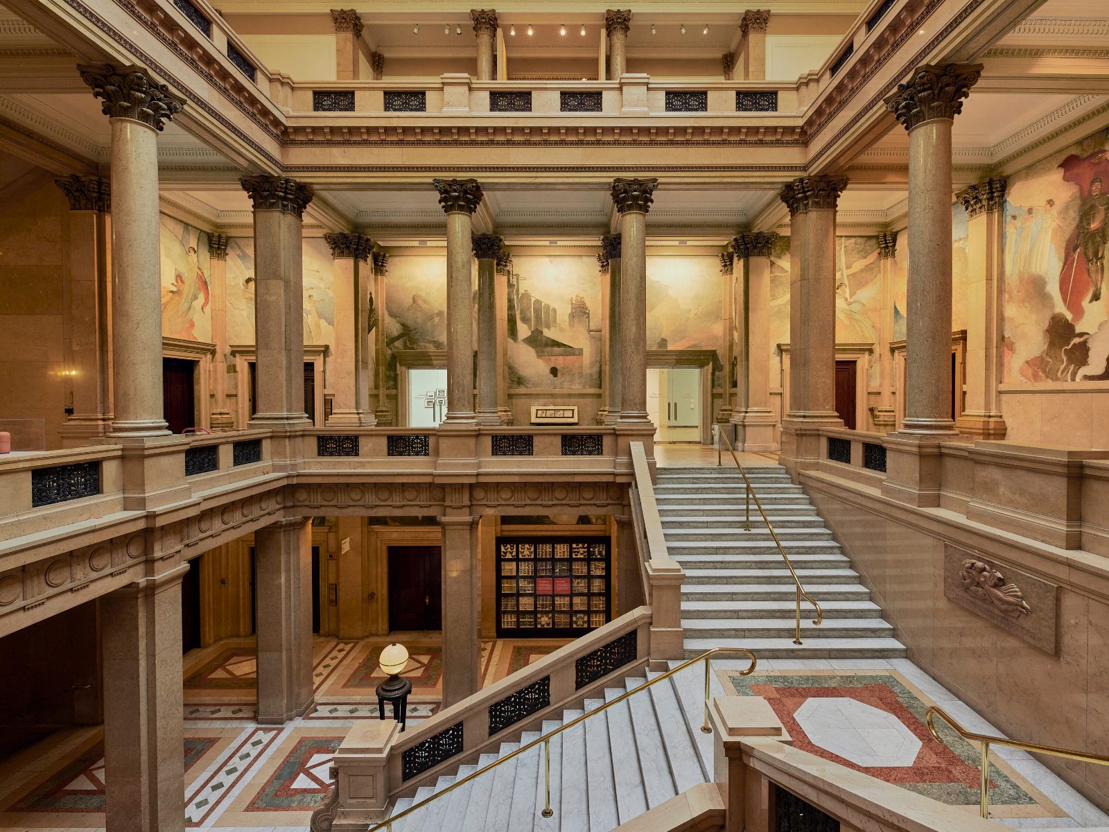 Grand Staircase