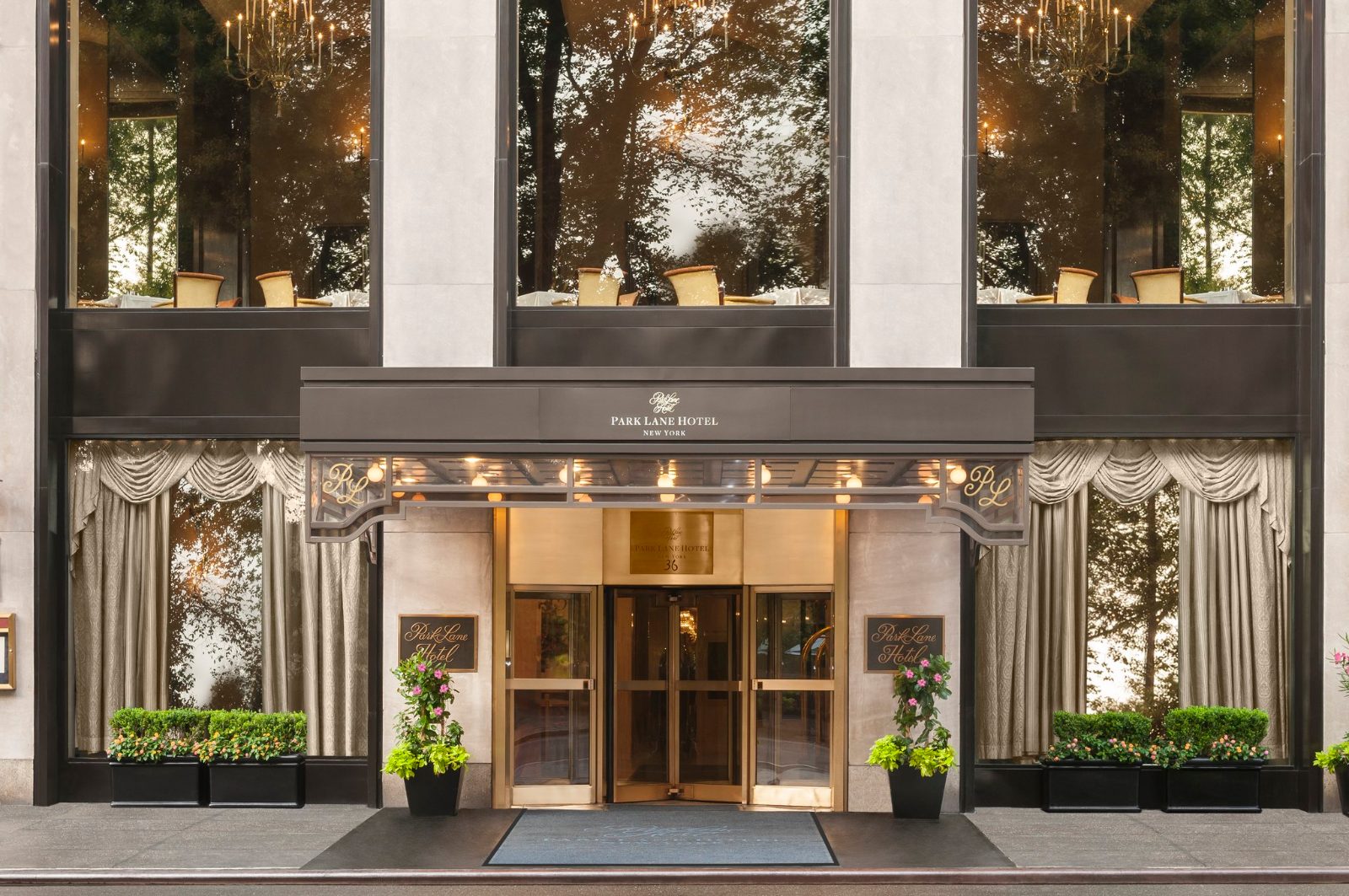 Park Lane Hotel