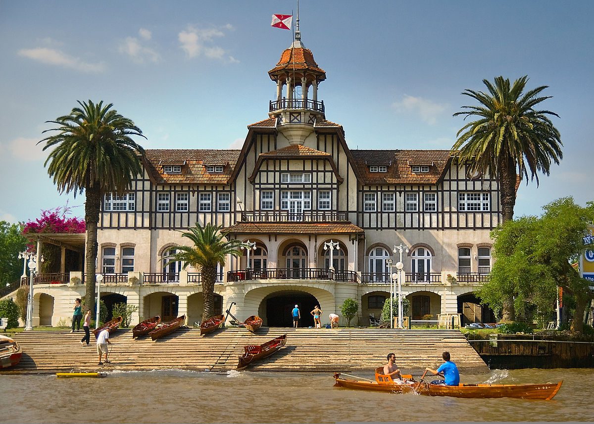 Club de Regatas La Marina