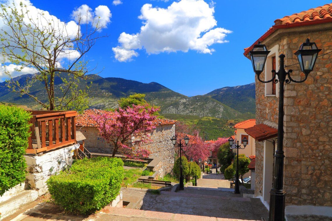 Delphi village