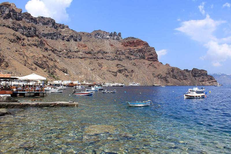 Thirassia Cliffside