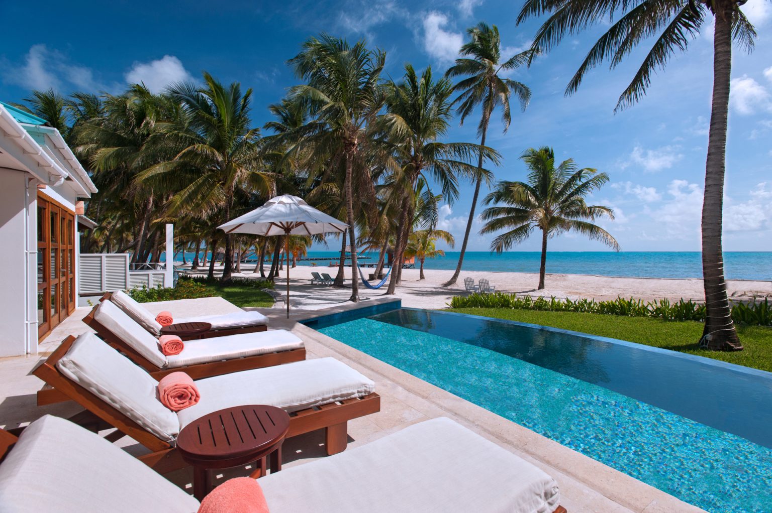 Victoria House Resort