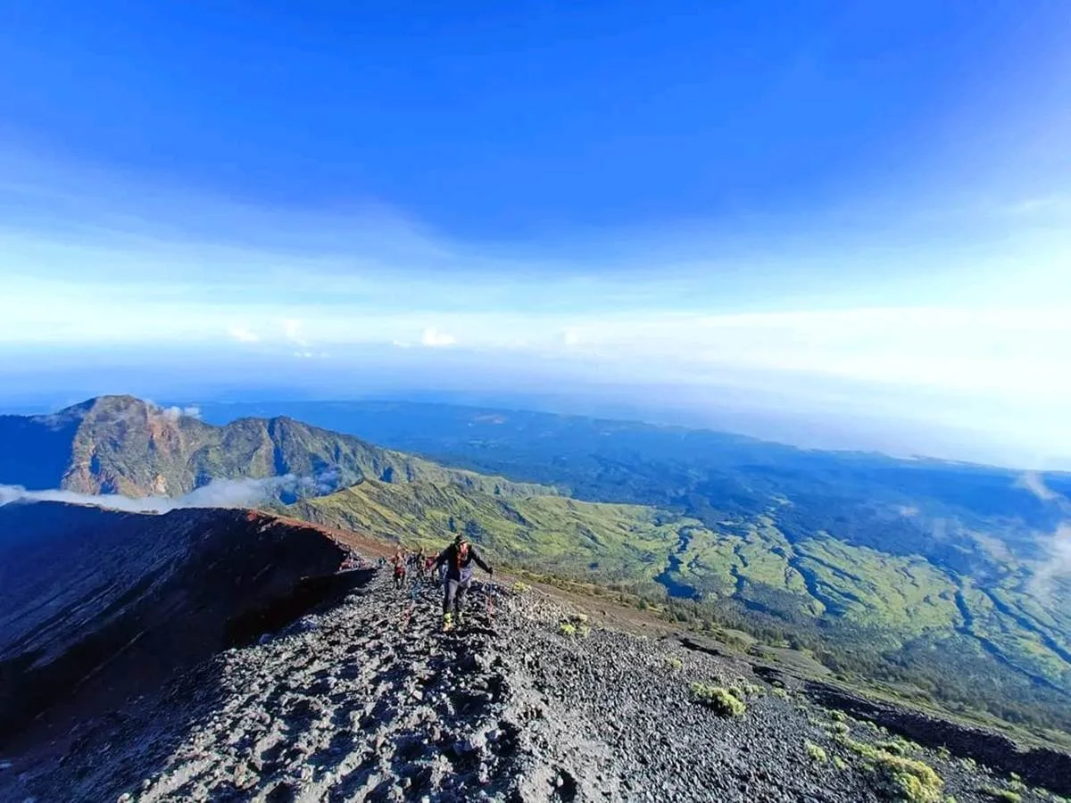 Mount Rinjani Trekking