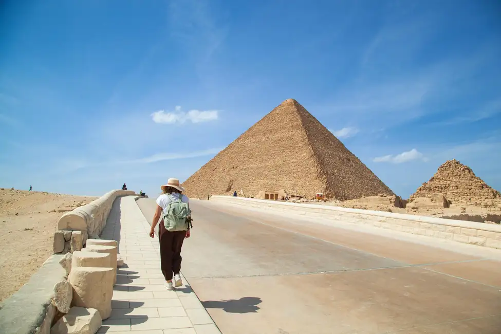 Hurghada to Cairo Day Trip Flight
