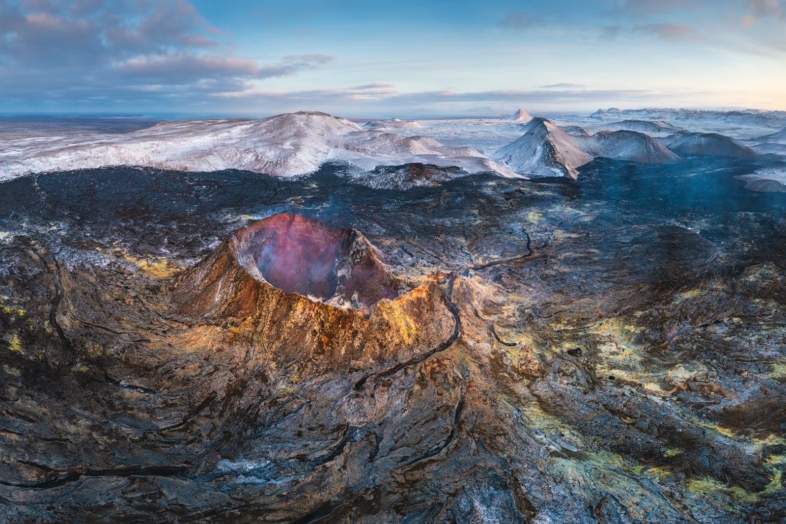 Geldingadalur Crater Rim