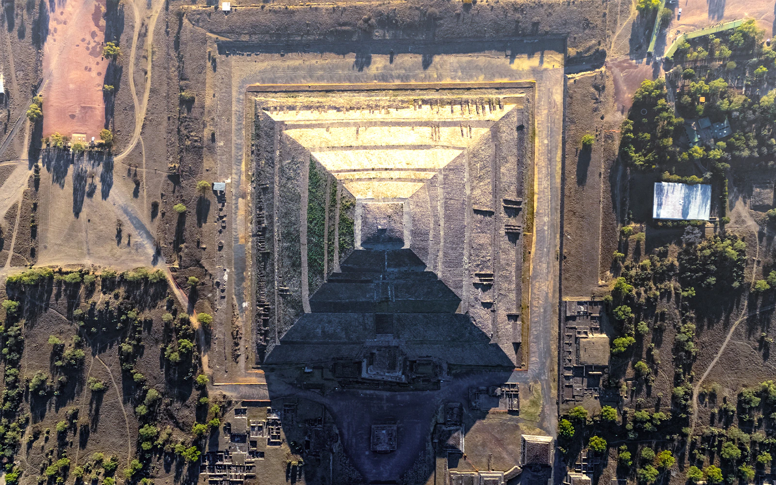 Pyramid of the Sun Apex