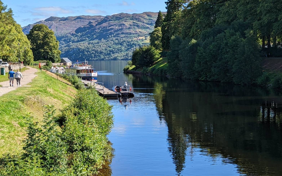 The Caledonian Canal Towpath