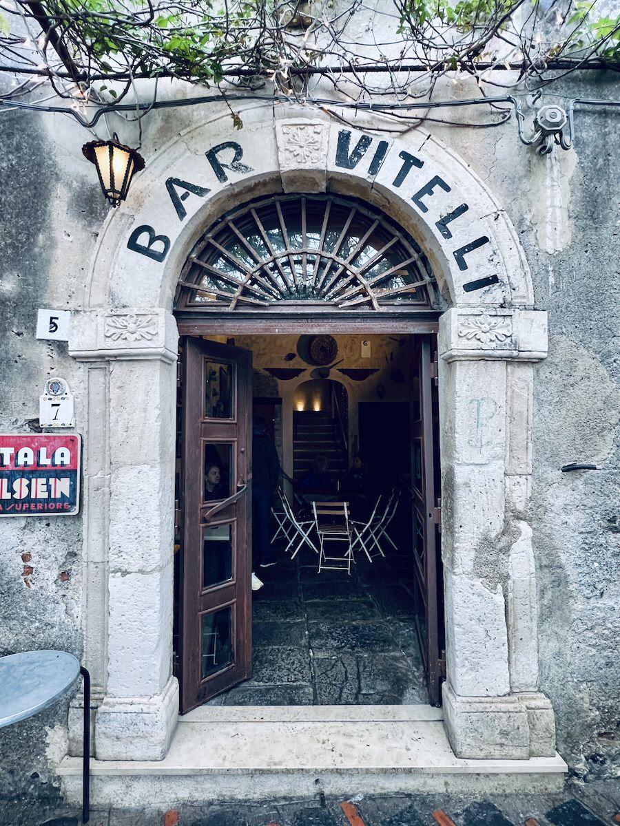 Bar Vitelli