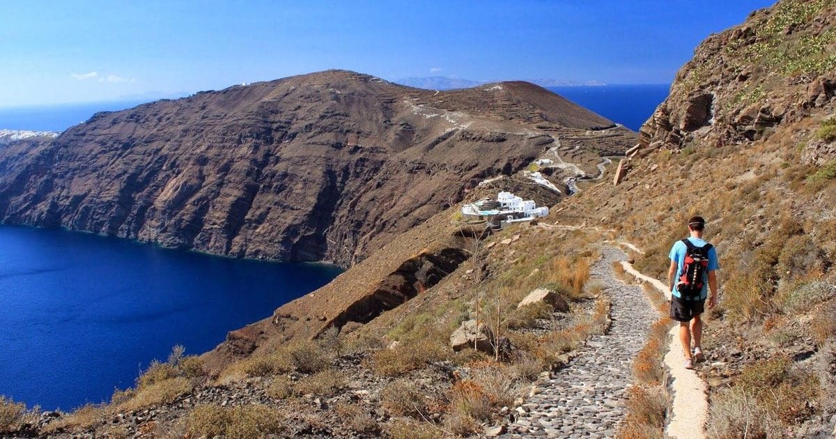 Fira to Firostefani Path