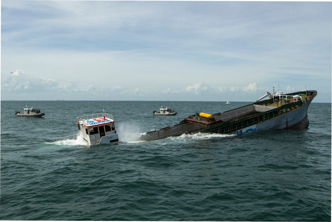 https://barbados.org/landscap/carlisle-bay-offshore.jpg